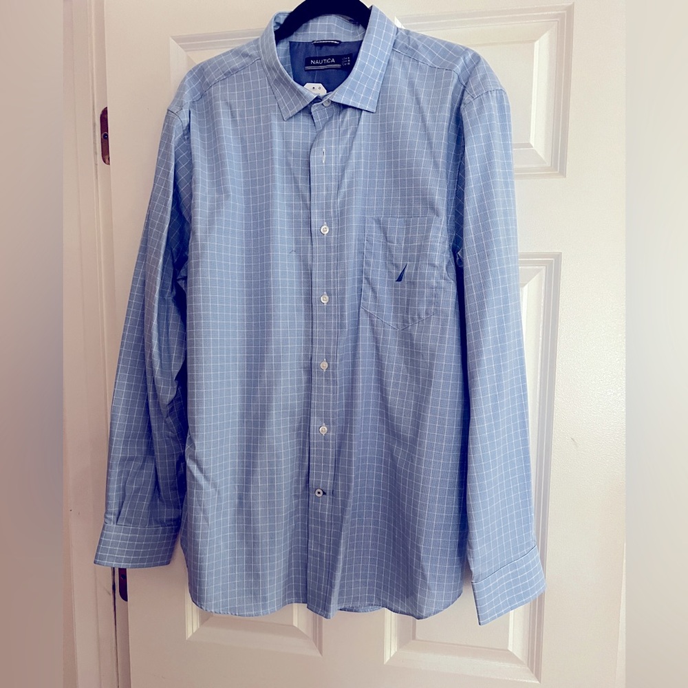 NWT Nautica Blue Plaid Stripe Button Down